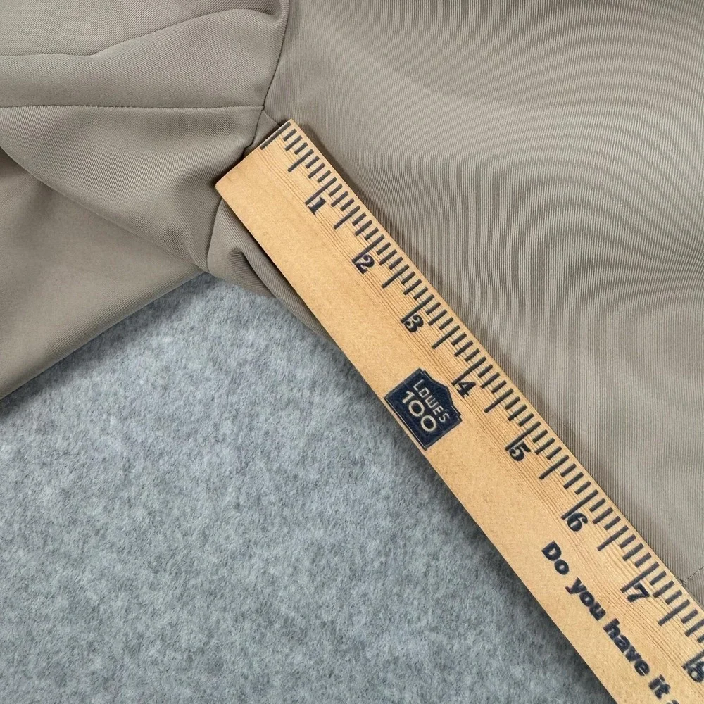 Peter Millar Shorts Lot Of 2 Mens 40 Blue Beige Golf Microfiber Chino 40x9